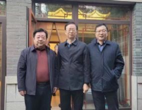 孙明高会长一行应邀到栖霞市考察交流